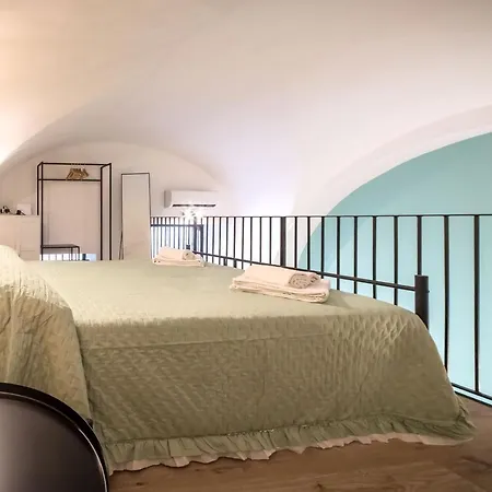 Casa Trinakie * קטאניה